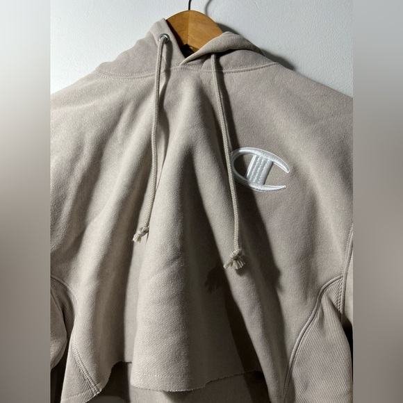 Champion Women’s Reverse Weave Drop Shoulder Cropped Hoodie size X small - Picture 2 of 9